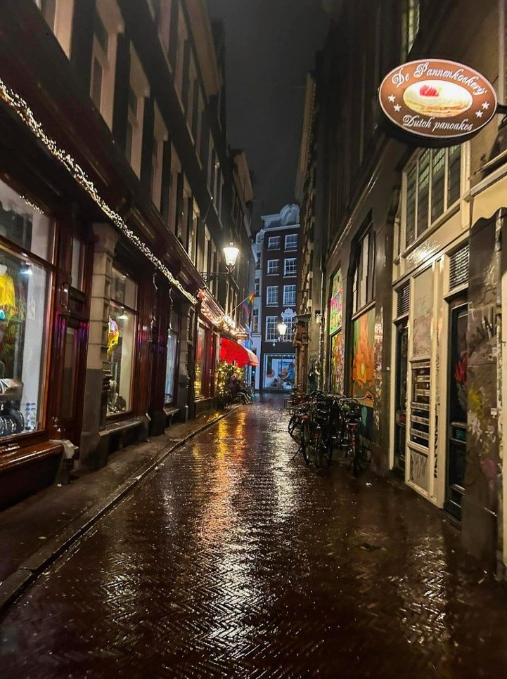 Photo of rainy street in Amsterdam